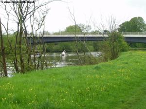 The road bridge near Wallingford