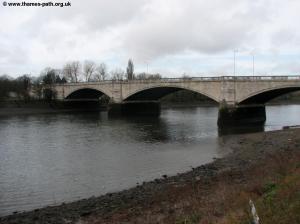 Chiswick Bridge