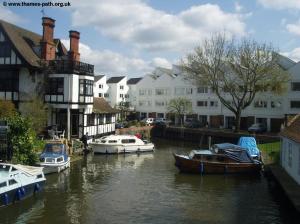 The other direction from Marlow Lock