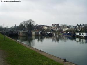 Sunbury Lock