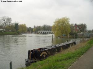 Approaching Bray Lock